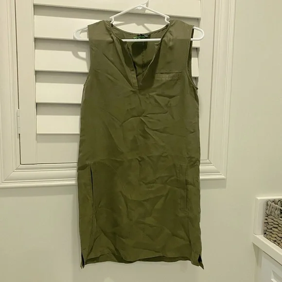 green emerald velvet dress Army Green Cap Sleeve Collared V Neck Mini Dress